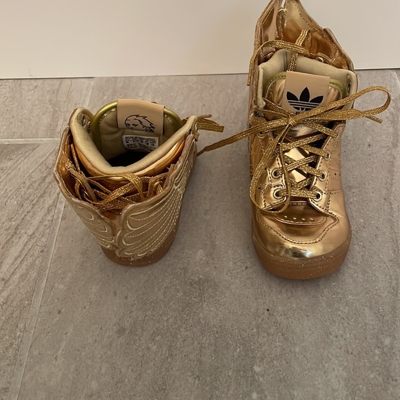Adidas Jeremy Scott runners, toddler size 6. Great condition. - Picture 4 of 6
